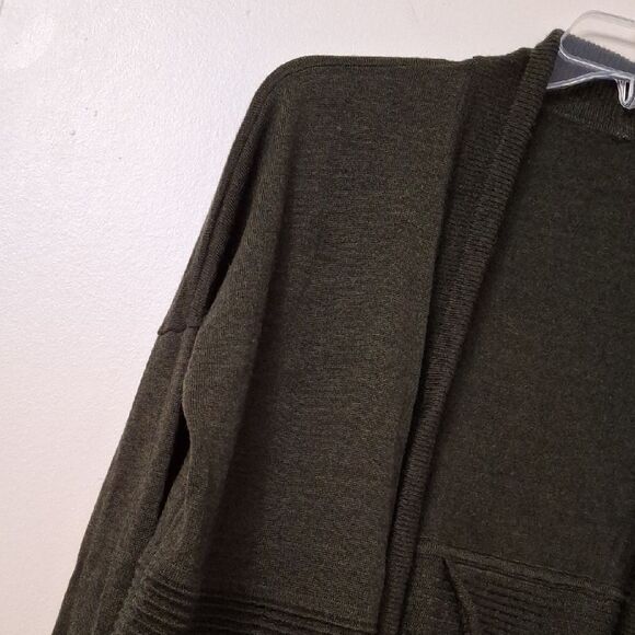 Lululemon Cardigan Sweater Womens Dark Green Size M-L (no tag) Long Sleeves Warm - Picture 5 of 9